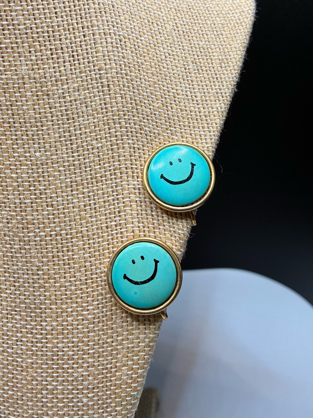 Vintage Turquoise Smile 😊 Clip-On Earrings - Unbranded we